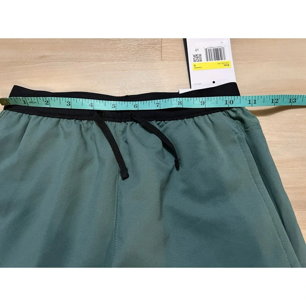 Nike Training‎ Shorts Kids Small Green Dri-FIT Athletic Swoosh Logo FB1294-361